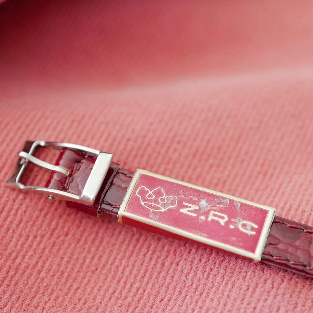 Montre femme mini bracelet cuir bordeaux