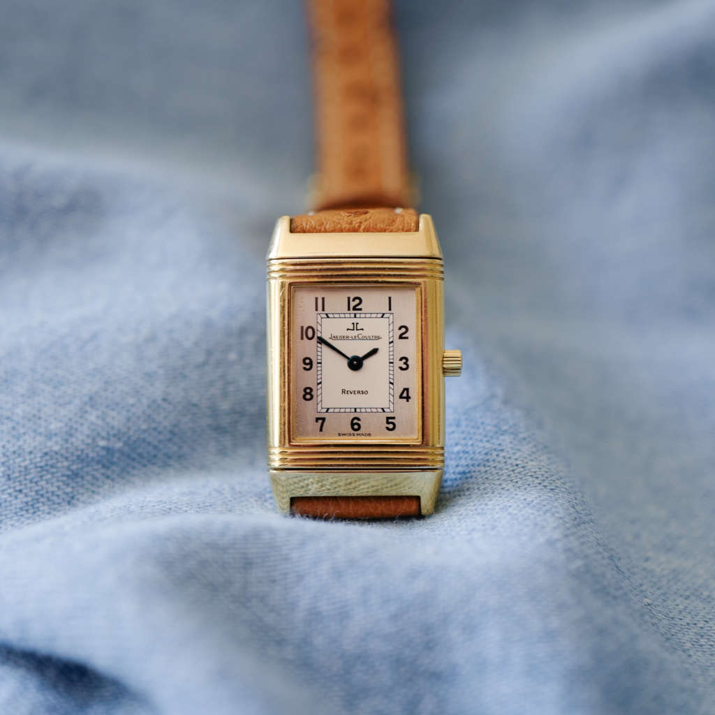 Montre Jaeger vintage or massif 18 carats pour femme Montre Jaeger vintage or massif 18 carats pour femme