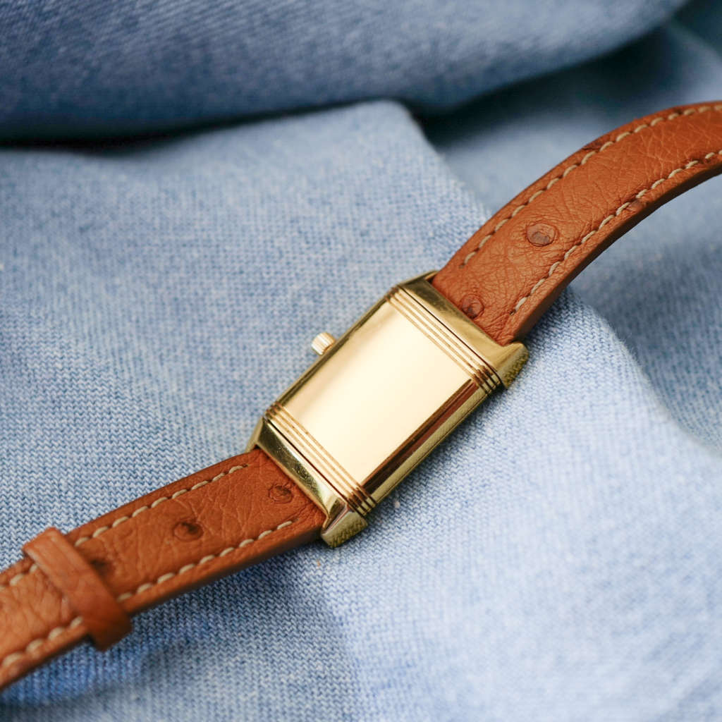 Montre Reverso pour femme en or vintage cuir autruche Montre Reverso pour femme en or vintage cuir autruche