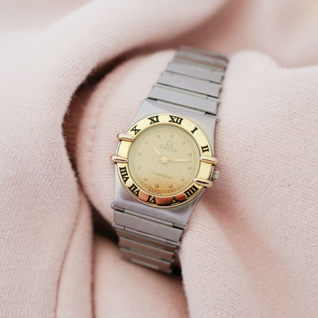 Petite Omega Constellation pour femme 795.1080 lunette en or Petite Omega Constellation pour femme 795.1080 lunette en or