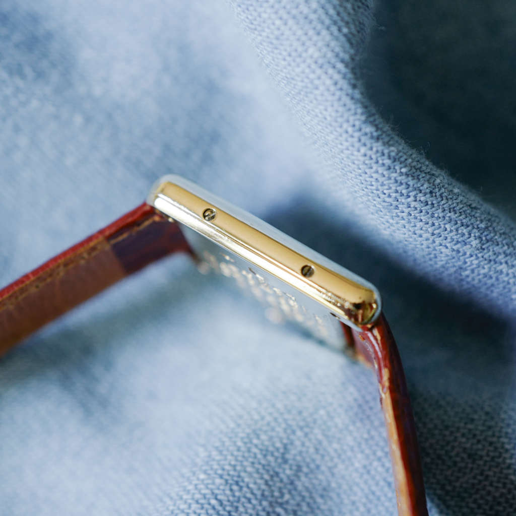 Montre horlogerie femme vintage Cartier Tank