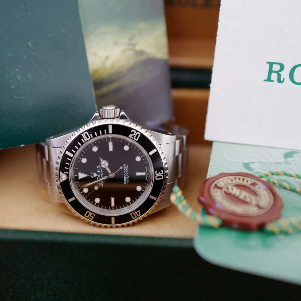 Rolex Submariner No Date 14060M full set tag boite papier Rolex Submariner No Date 14060M full set tag boite papier