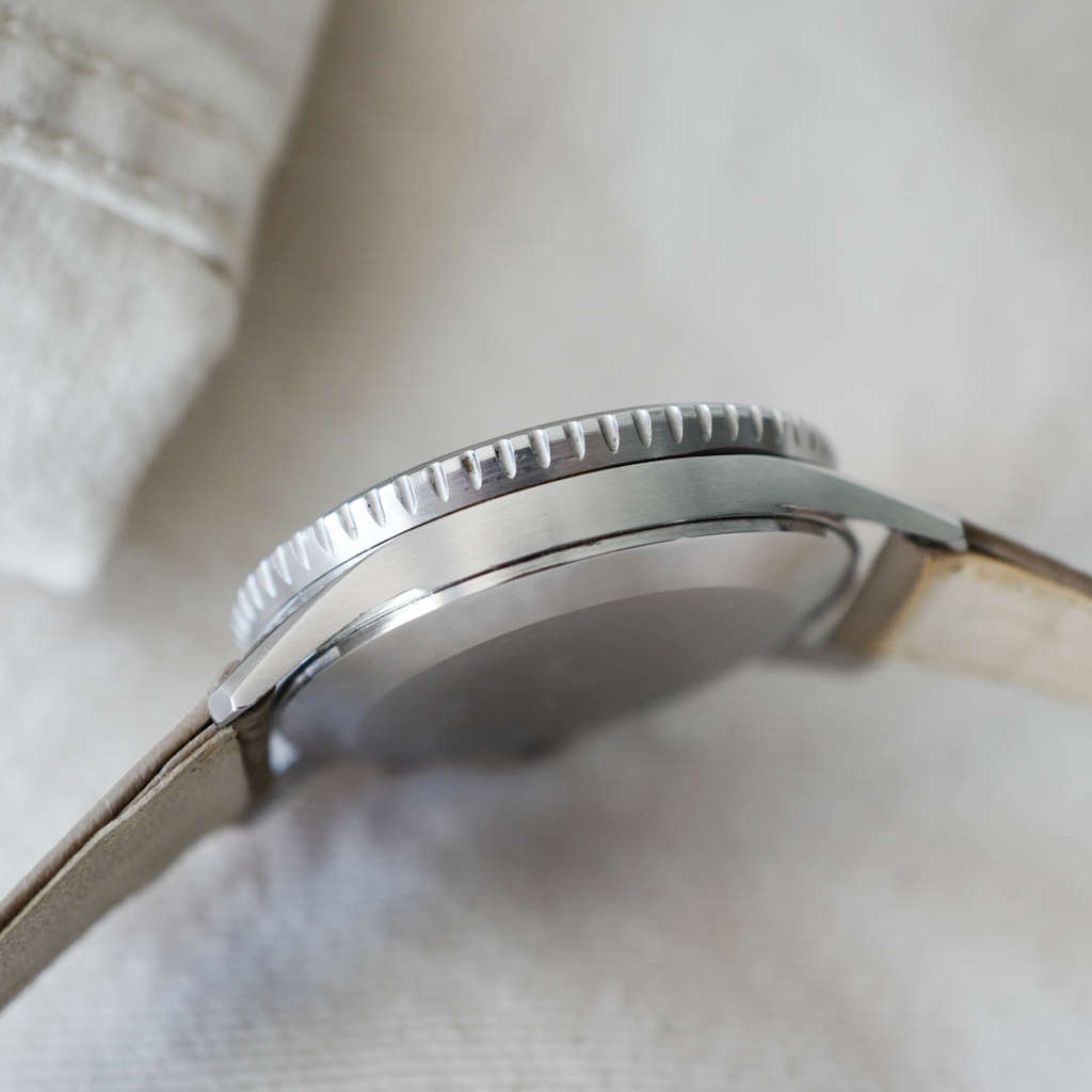 montre breitling chronographe Breitling Lip Navitimer 806