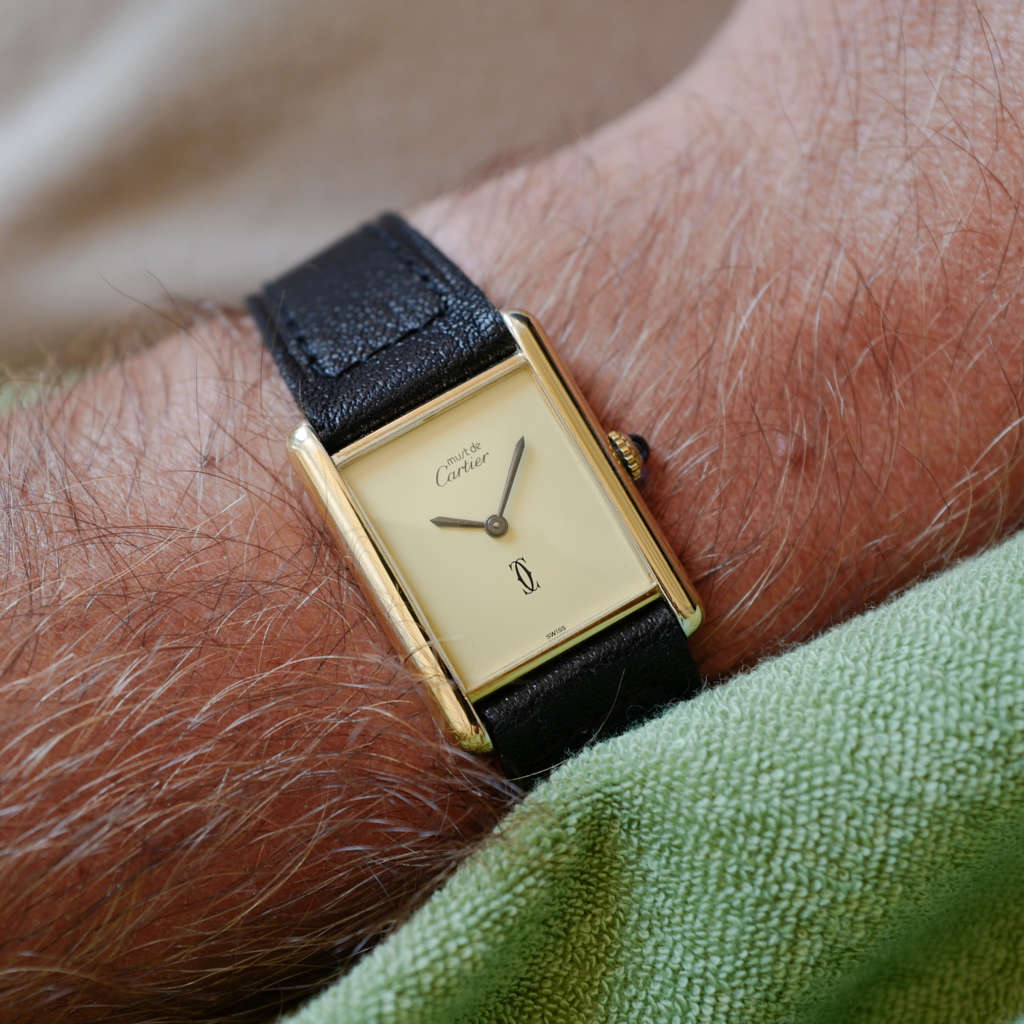 montre cartier tank must grand modele vintage plaque or