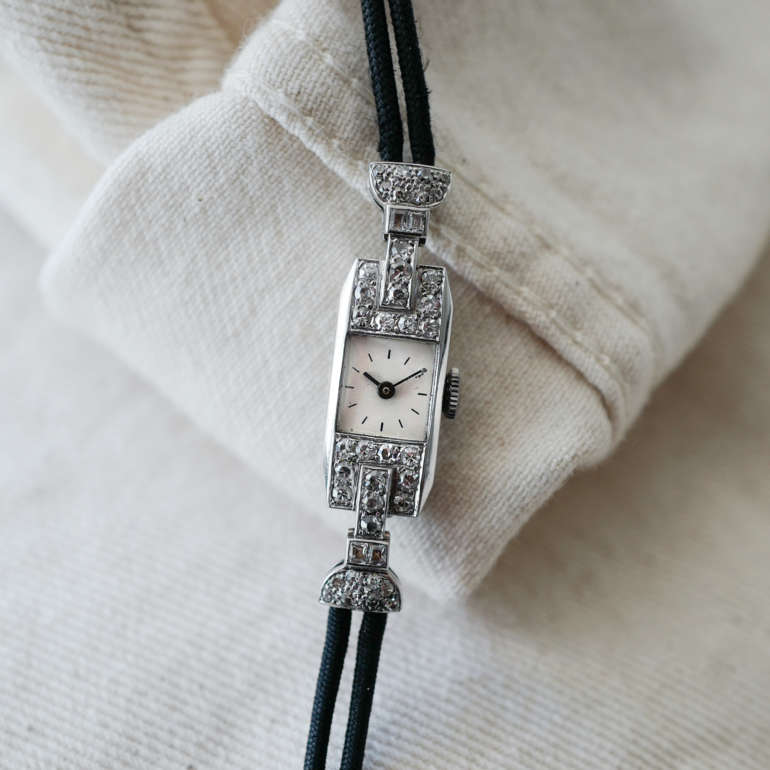 Montre Vintage LEMONT Femme - Années 1950 - Avec Bracelet Cordon - Bon état D'occasion