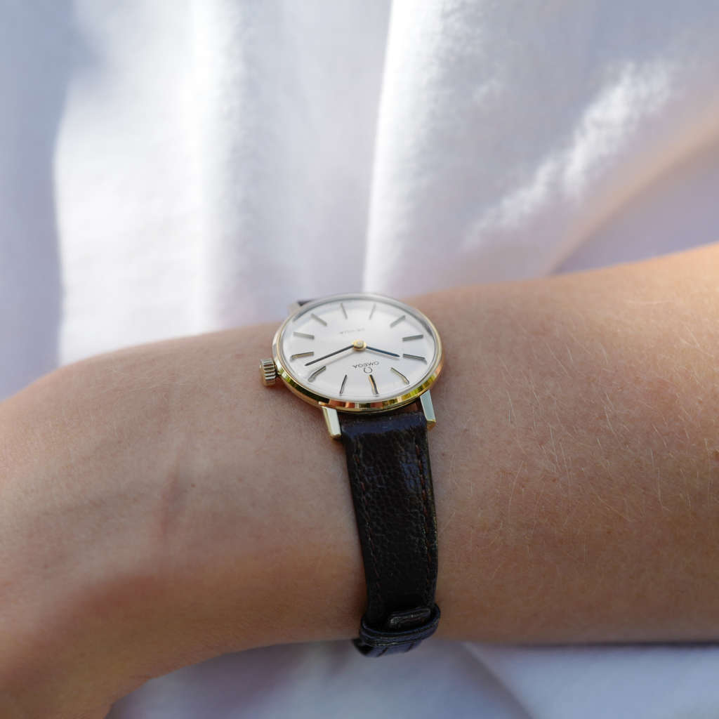 montre omega vintage omega doree montre omega vintage omega doree