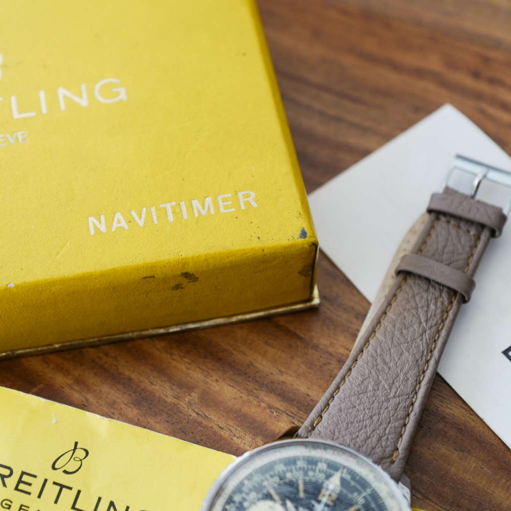rare et magnifique etat de conservation Breitling Lip Navitimer 806