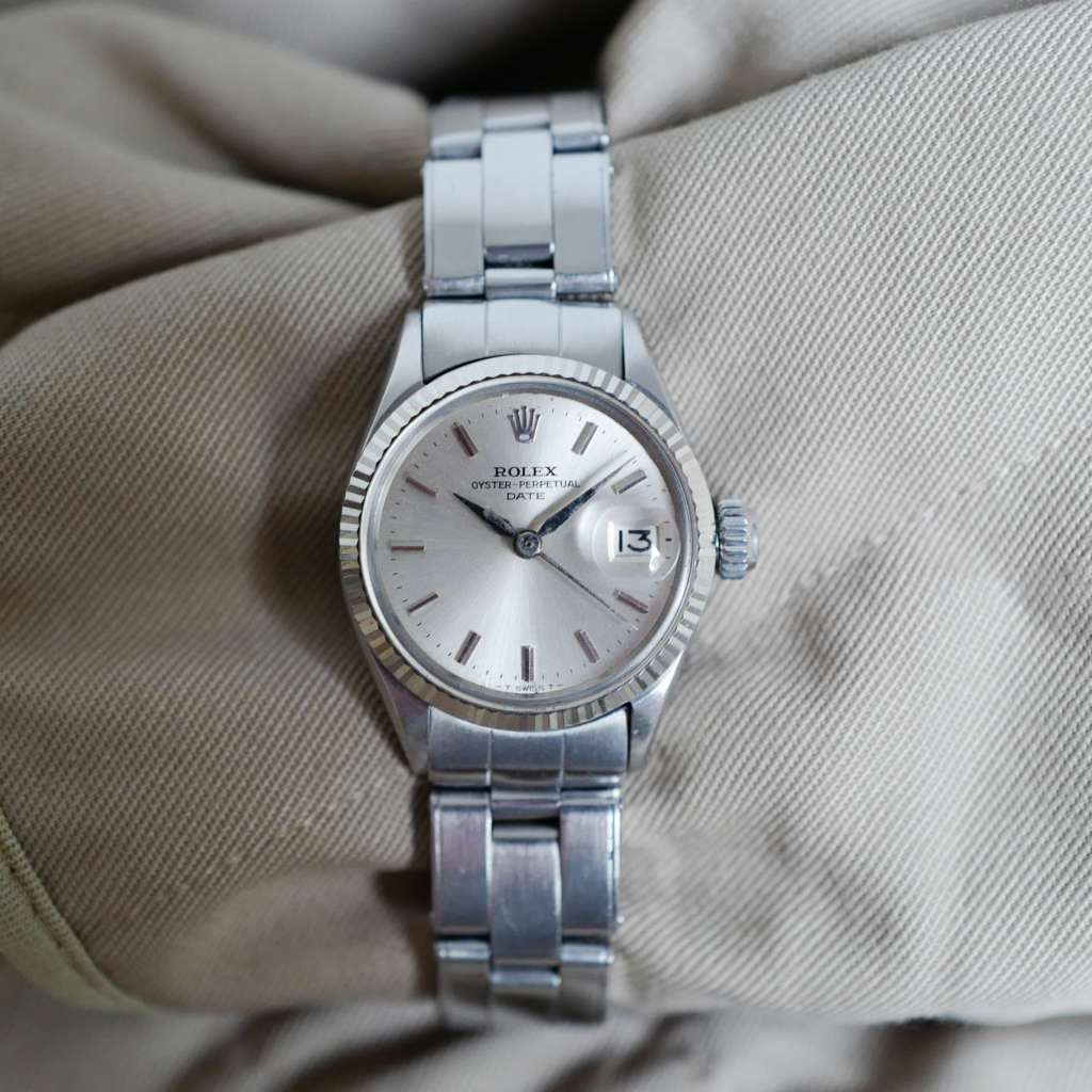 Rolex Oyster Perpetual Date 6517 pour femme ancienne