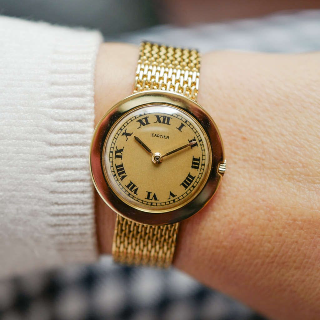cafe noir montres vintage cartier ufo soucoupe bracelet or massif 18k mouvement corum paris femme rare_5