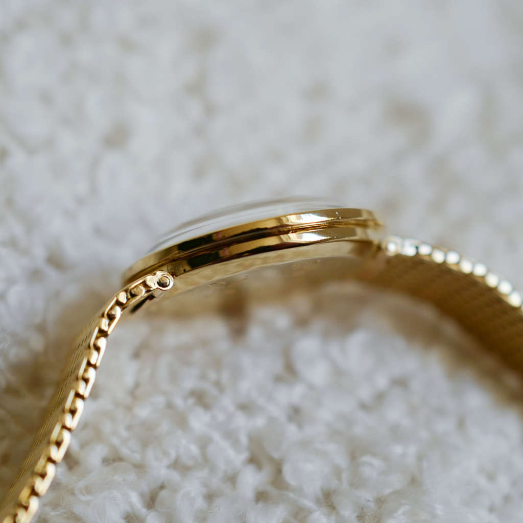 montre vintage cartier disco volanbte femme vintage baignoire