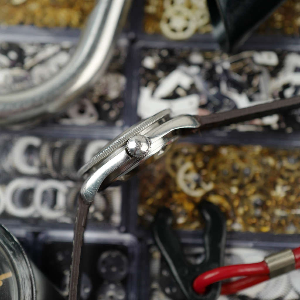 cafe noir les montres horloger marseille vintage squale medium plongee 1970 patine tropicale vintage bakelite_1