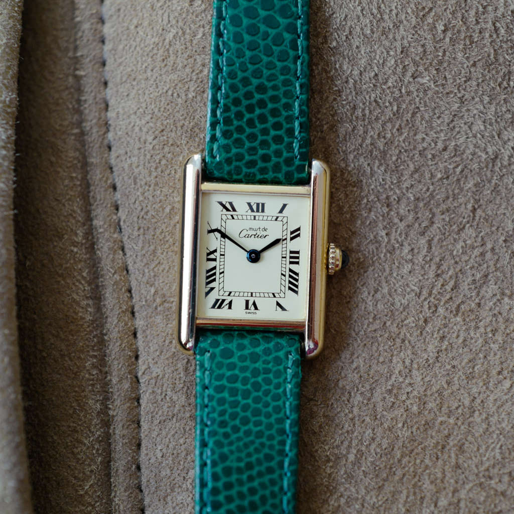 cafe noir montres vintage marseille cartier tank must petit modèle argent vermeil plaque or femme_2