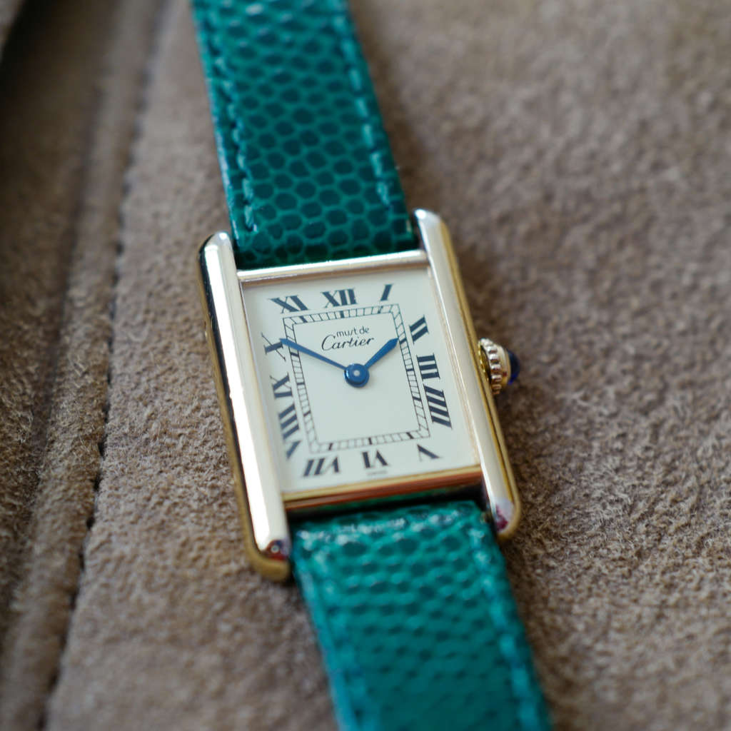 cafe noir montres vintage marseille cartier tank must petit modèle argent vermeil plaque or femme_4