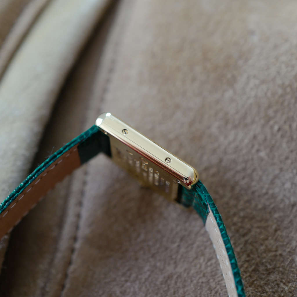 cafe noir montres vintage marseille cartier tank must petit modèle argent vermeil plaque or femme_8