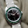 cafe noir montres vintage marseille horlogerie plongee ancienne sorna skin diver vert bakelite_3