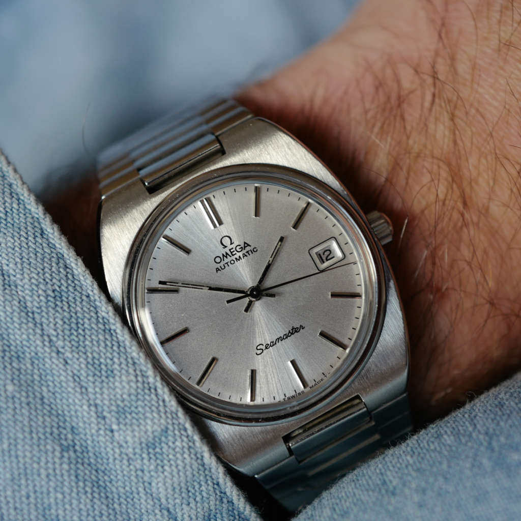 cafe noir montres vintage marseille omega seamaster automatique bracelet acier_7