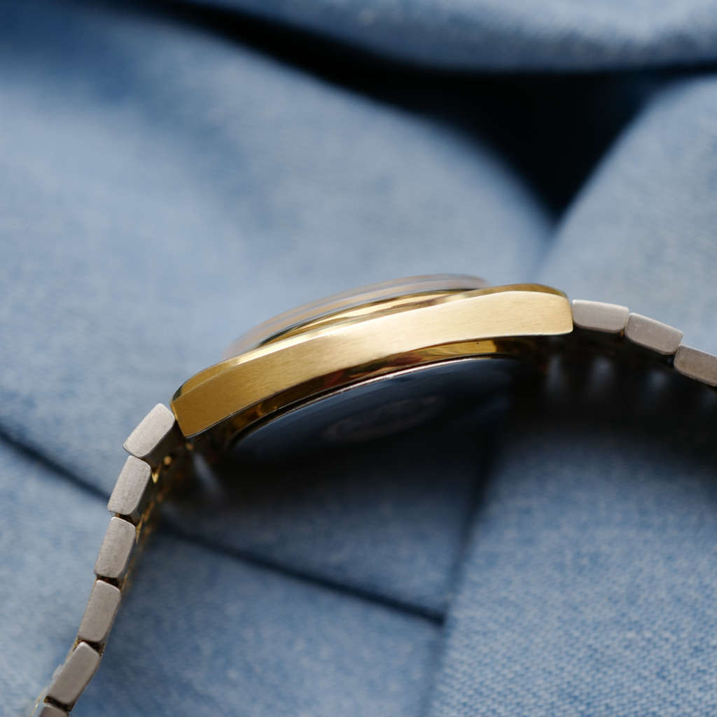 cafe noir montres vintage marseille omega seamaster doree quartz bracelet integre_7 cafe noir montres vintage marseille omega seamaster doree quartz bracelet integre_6