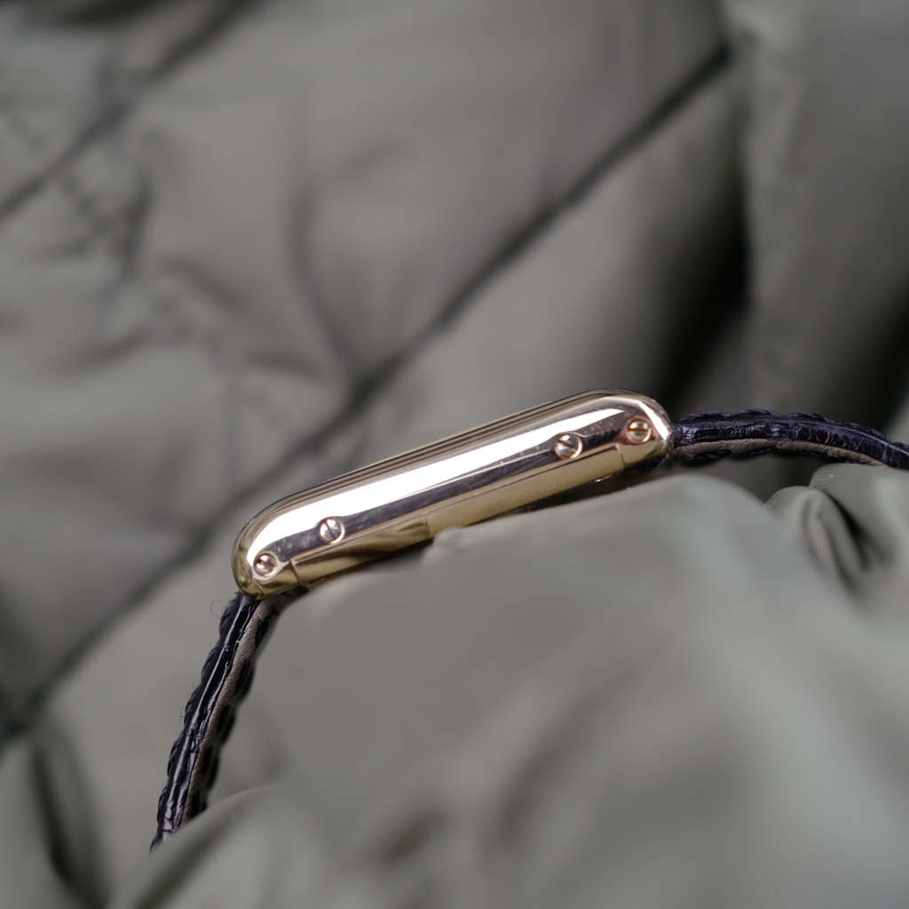 cafe noir les montres horloger vintage marseille cartier tank mini or jaune ref 1380 femme_5 cafe noir les montres horloger vintage marseille cartier tank mini or jaune ref 1380 femme_1