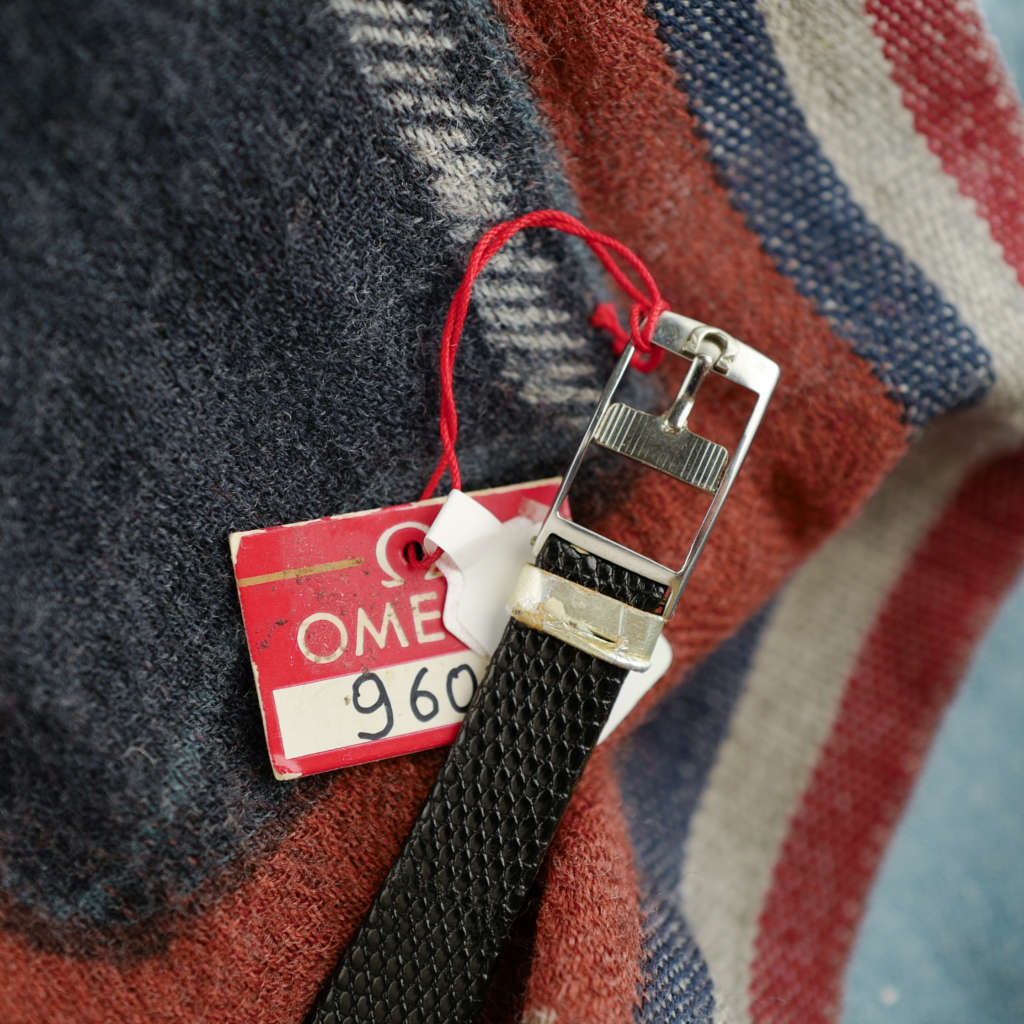 cafe noir les montres vintage horloger cadran noir gris marseille omega lady femme neuve de stock De ville Tank_ 1 cafe noir les montres vintage horloger cadran noir gris marseille omega lady femme neuve de stock De ville Tank_ 7