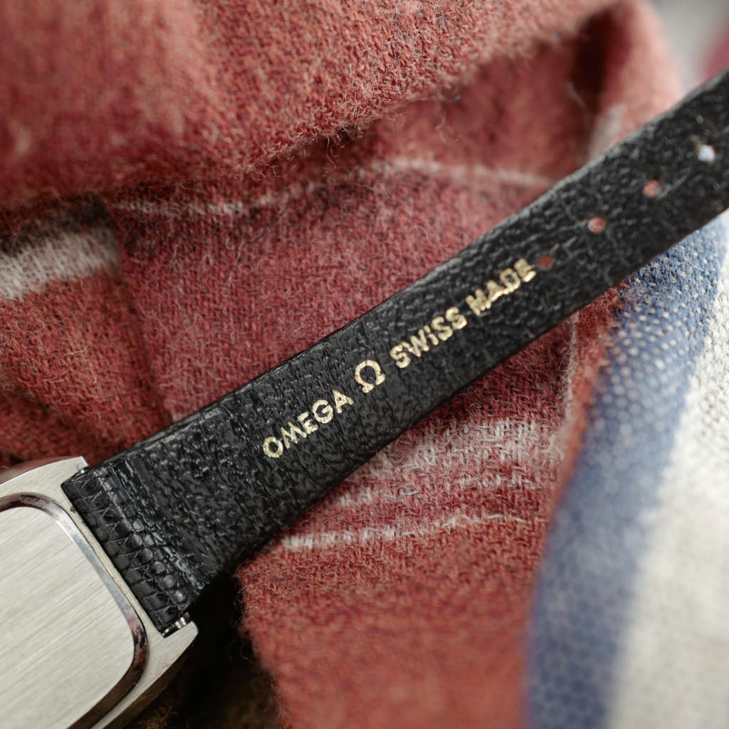 cafe noir les montres vintage horloger cadran noir gris marseille omega lady femme neuve de stock De ville Tank_ 5 cafe noir les montres vintage horloger cadran noir gris marseille omega lady femme neuve de stock De ville Tank_ 2