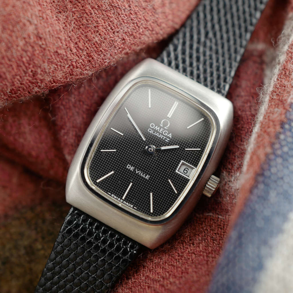 cafe noir les montres vintage horloger cadran noir gris marseille omega lady femme neuve de stock De ville Tank_ 8 cafe noir les montres vintage horloger cadran noir gris marseille omega lady femme neuve de stock De ville Tank_ 7