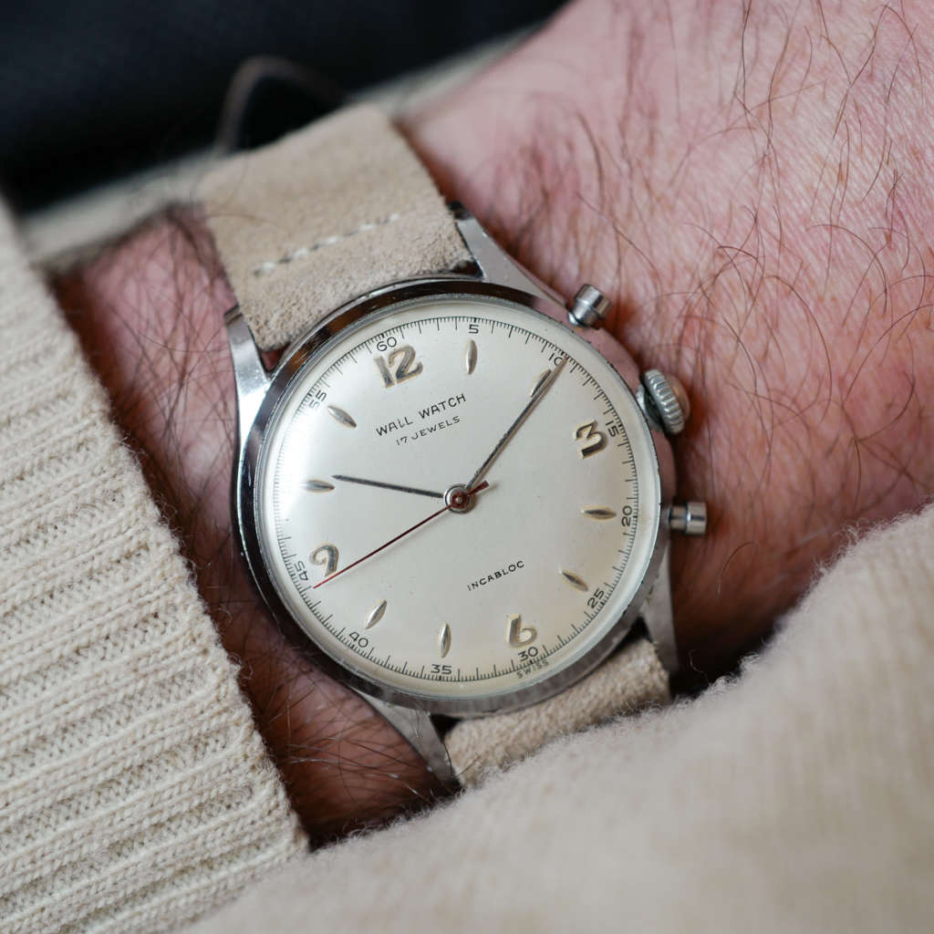 cafe noir les montres vintage horloger marseille WALL WATCH Chronostop de Médecin 1970