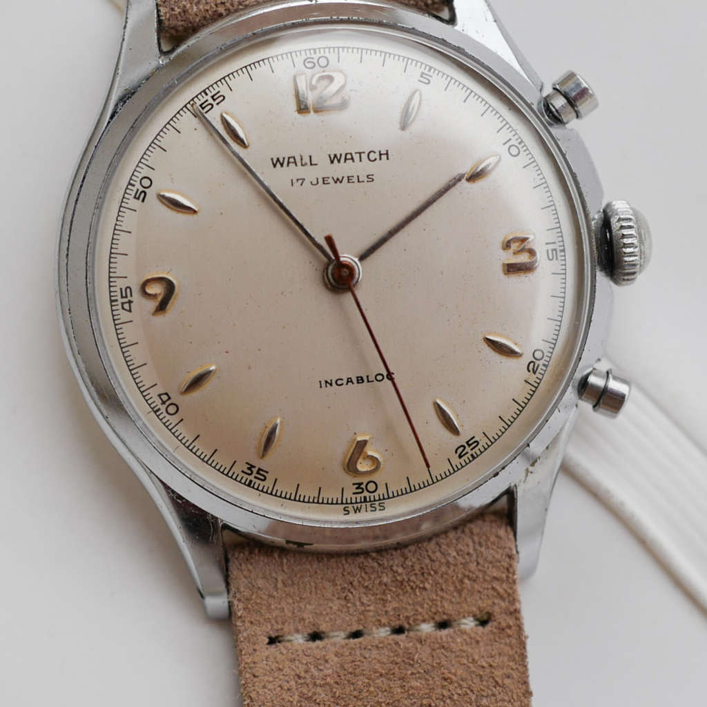 cafe noir les montres vintage horloger marseille WALL WATCH Chronostop de Médecin 1970