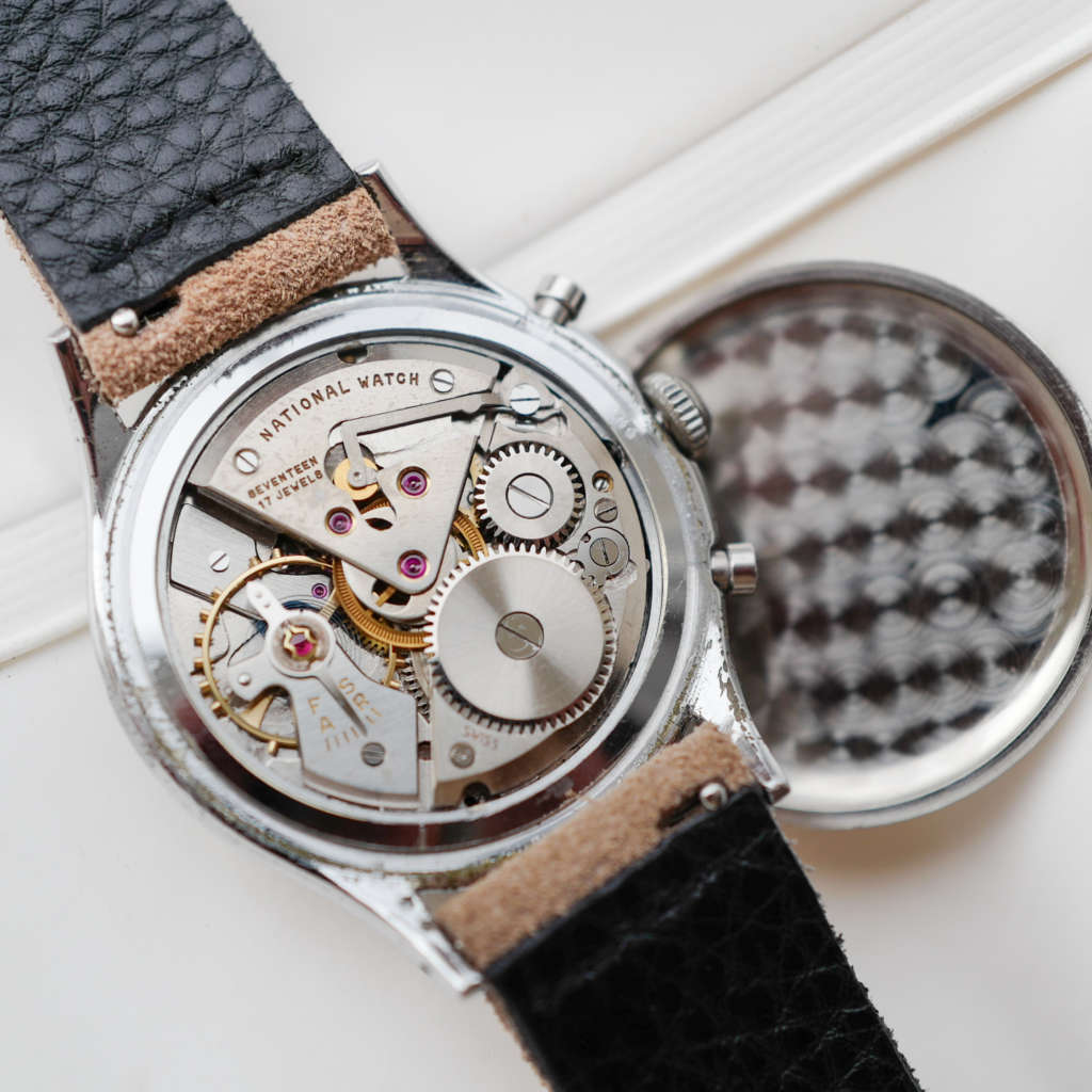 cafe noir les montres vintage horloger marseille WALL WATCH Chronostop de Médecin 1970