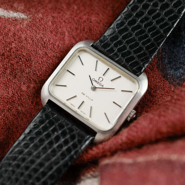 cafe noir les montres vintage horloger marseille omega lady femme neuve de stock De ville Tank_ 2