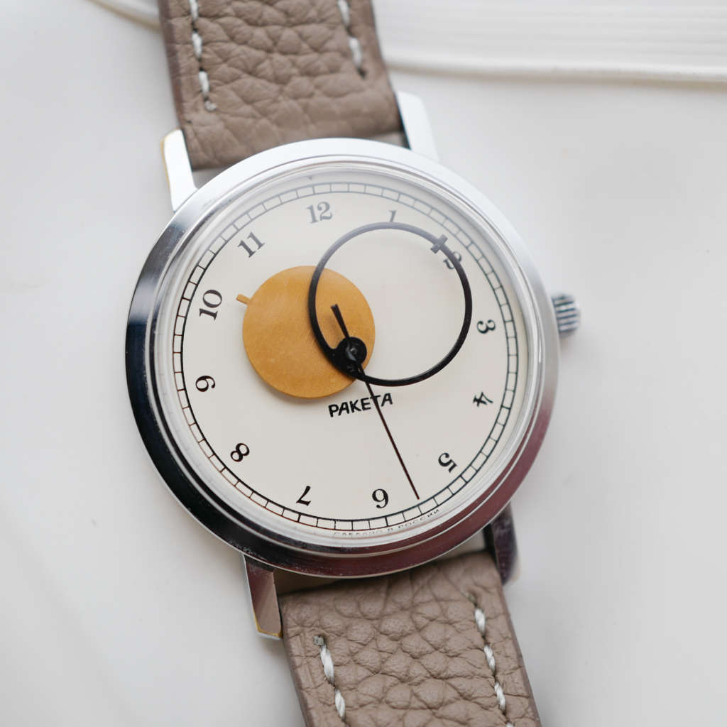 cafe noir montres vintage horloger marseille raketa montre russe copernik copernic neuve de stock_6 cafe noir montres vintage horloger marseille raketa montre russe copernik copernic neuve de stock_1