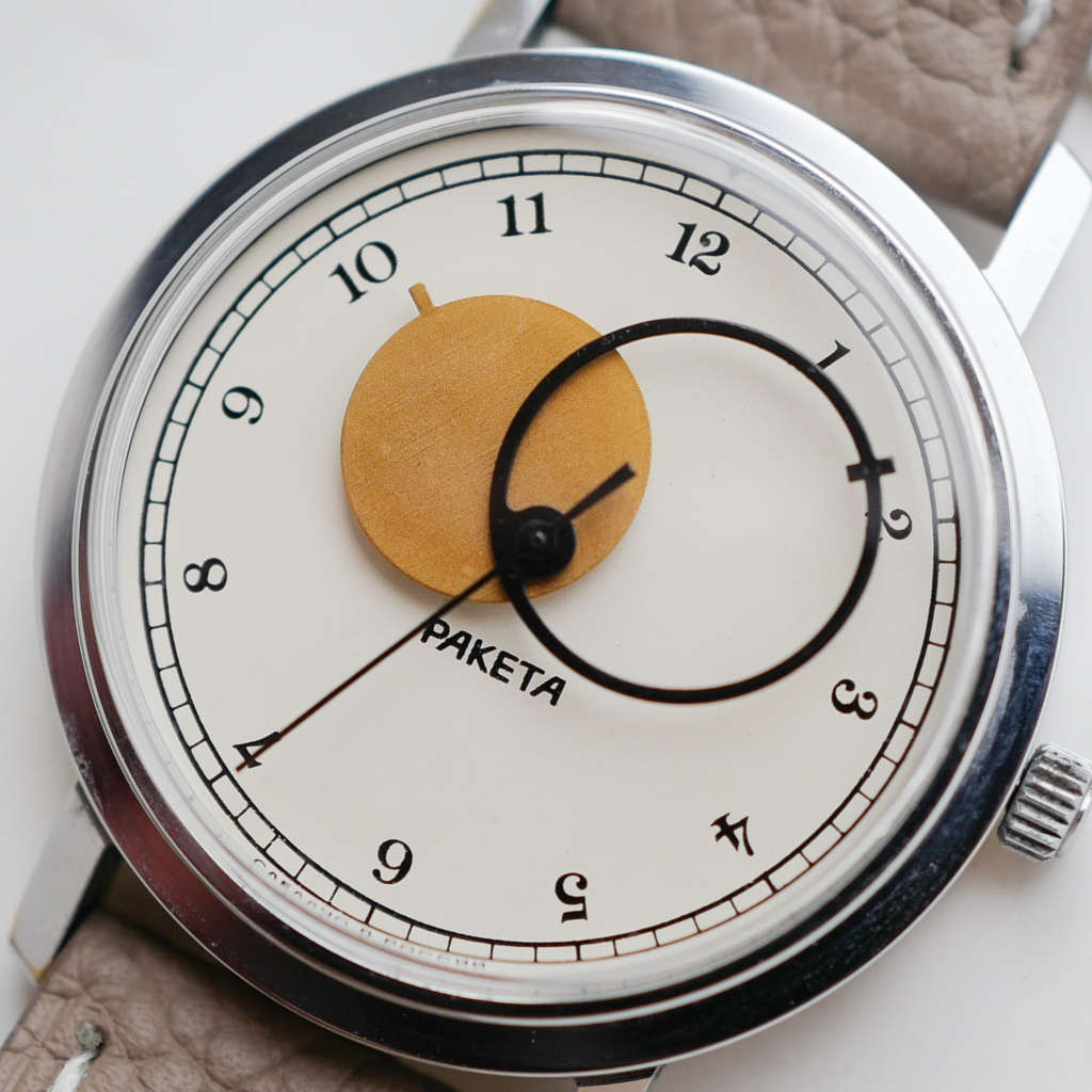 cafe noir montres vintage horloger marseille raketa montre russe copernik copernic neuve de stock_7 cafe noir montres vintage horloger marseille raketa montre russe copernik copernic neuve de stock_1