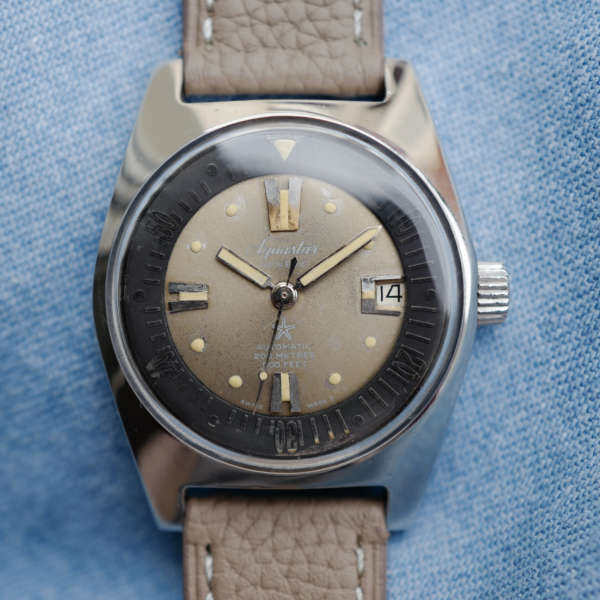 cafe noir montres vintage horlogerie marseille vintage aquastar 1701 patine magnifique tritium_10