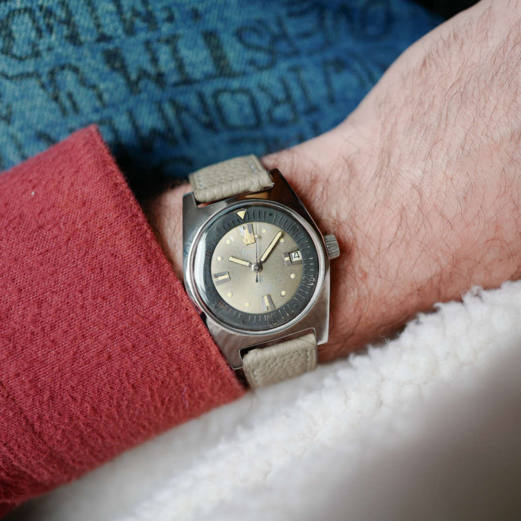 cafe noir montres vintage horlogerie marseille vintage aquastar 1701 patine magnifique tritium_10