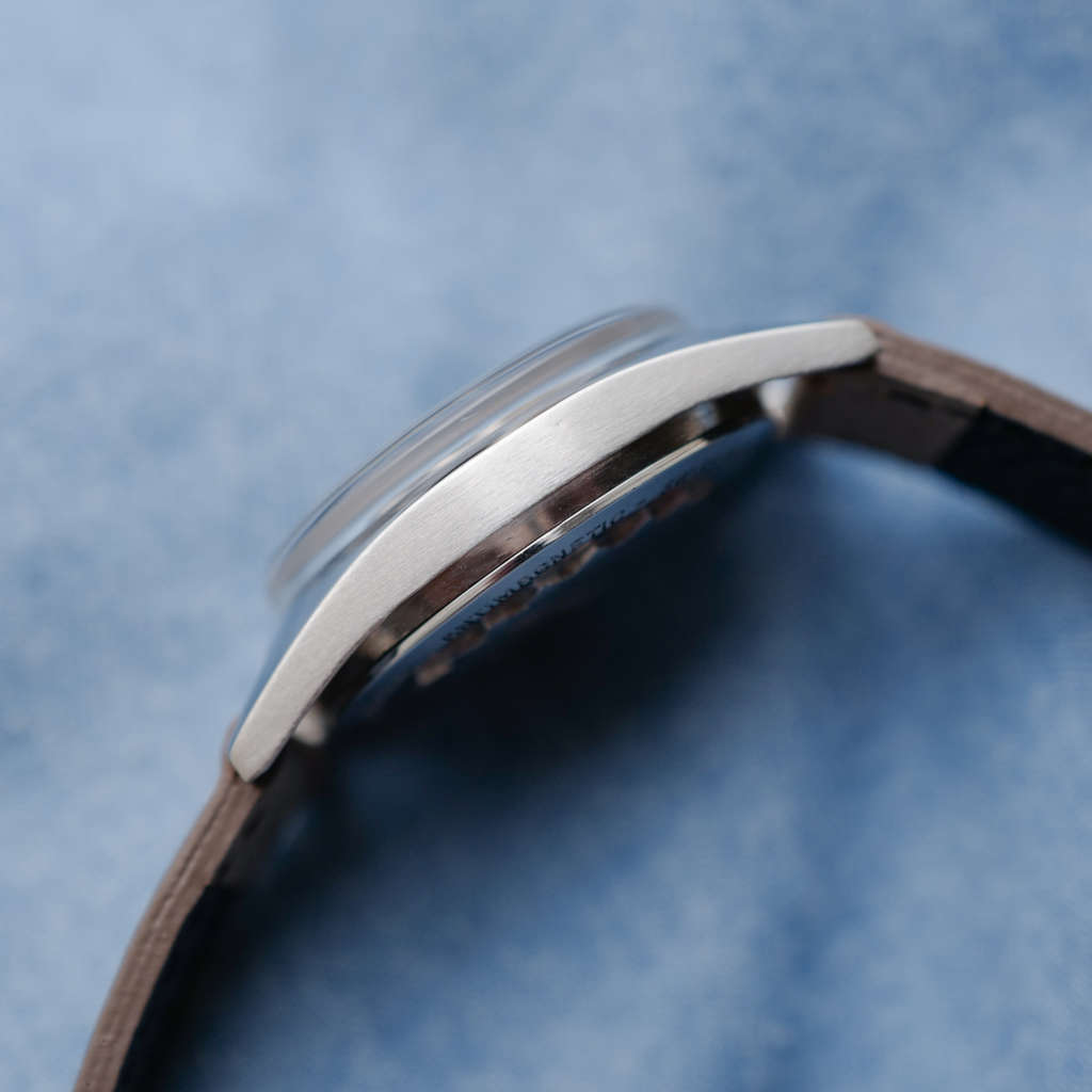 cafe noir montres vintage horlogerie marseille vintage aquastar 1701 patine magnifique tritium_6