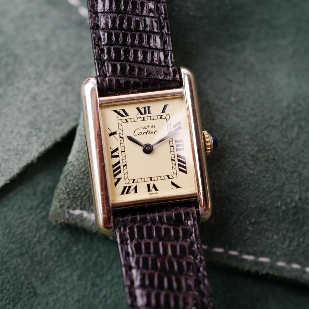 cafe noir montres horloger marseille cartier tank must mécanique pour femme vermeil petit modèle or_1
