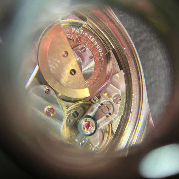 cafe noir montres horloger marseille universal geneve Polerouter Super microrotor neuve de stock cadran gris_7