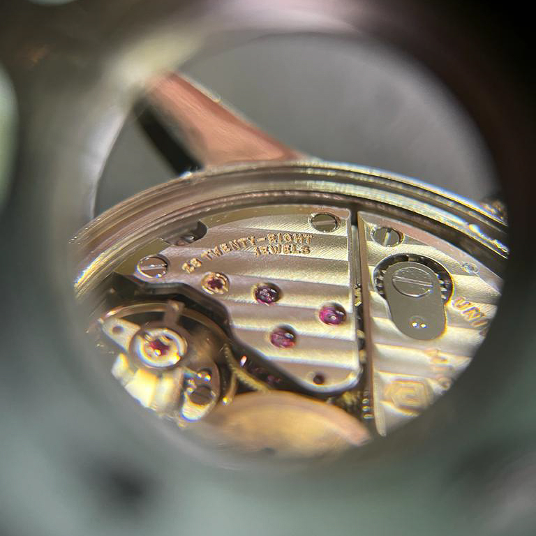 cafe noir montres horloger marseille universal geneve Polerouter Super microrotor neuve de stock cadran gris_7