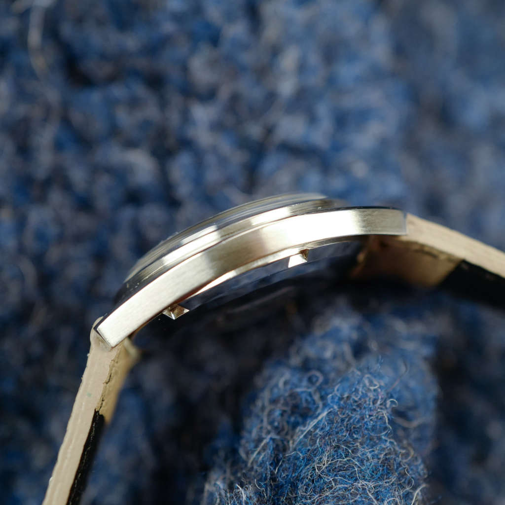 cafe noir montres horlogerie marseille omega constellation automatique 168.017 Omega 564 cadran bleu gris 1967_9 cafe noir montres horlogerie marseille omega constellation automatique 168.017 Omega 564 cadran bleu gris 1967_2