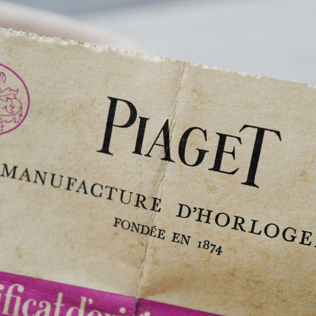 cafe noir montres horlogerie vintage piaget tank rectangle or massif ancienne boite papiers marseille pellegrin_15 cafe noir montres horlogerie vintage piaget tank rectangle or massif ancienne boite papiers marseille pellegrin