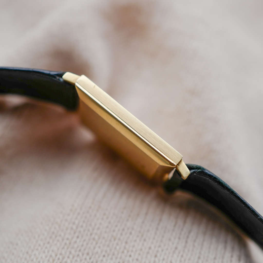 cafe noir montres horlogerie vintage piaget tank rectangle or massif ancienne boite papiers marseille pellegrin_5 cafe noir montres horlogerie vintage piaget tank rectangle or massif ancienne boite papiers marseille pellegrin