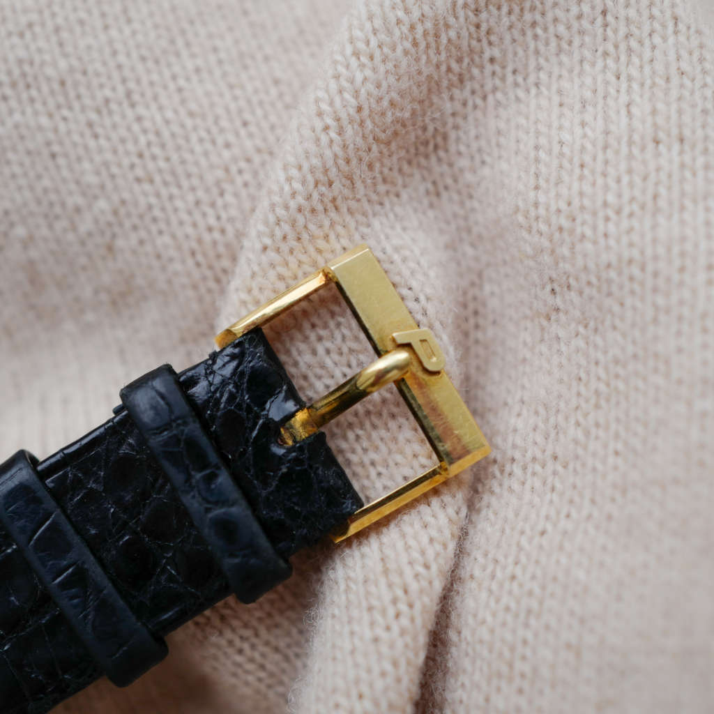 cafe noir montres horlogerie vintage piaget tank rectangle or massif ancienne boite papiers marseille pellegrin_9 cafe noir montres horlogerie vintage piaget tank rectangle or massif ancienne boite papiers marseille pellegrin