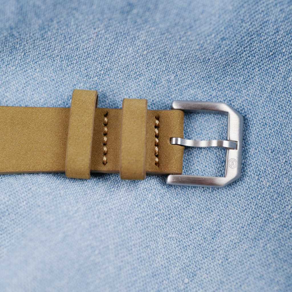 cafe noir montres vintage horloger marseille chronographe skin diver militaire venus_1