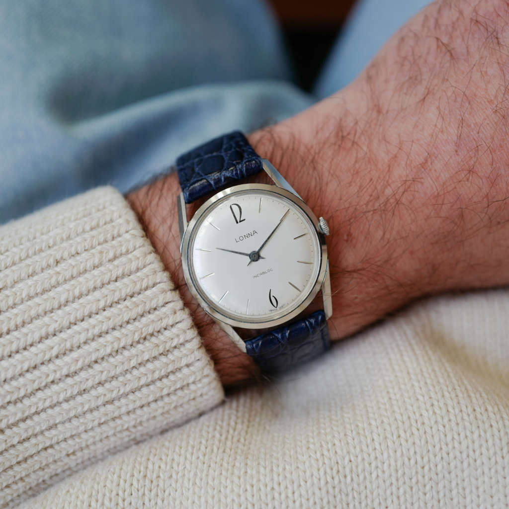 cafe noir les montres bracelet ancien vintage 18 mm 20 mm aligator bleu brillant_6 cafe noir les montres bracelet ancien vintage 18 mm 20 mm aligator bleu brillant_1