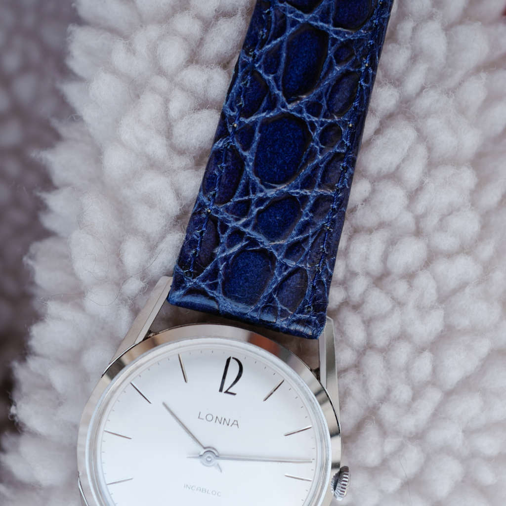 cafe noir les montres bracelet ancien vintage 18 mm 20 mm aligator bleu brillant_7 cafe noir les montres bracelet ancien vintage 18 mm 20 mm aligator bleu brillant_1