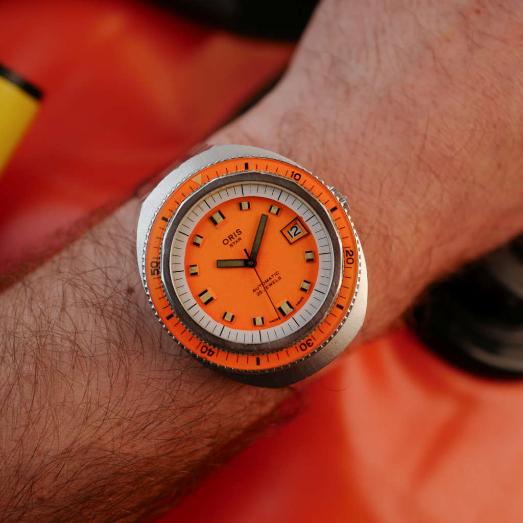 cafe noir les montres oris star montre rare de plongée années 1970 orange vif bakelite verre saphir 60 atmos squale_1