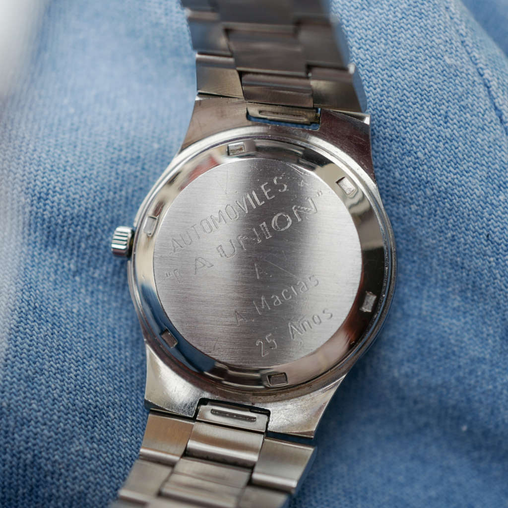 cafe noir montres horloger marseille omega vintage acier bracelet integré Genève Automatic automatique 1010_3