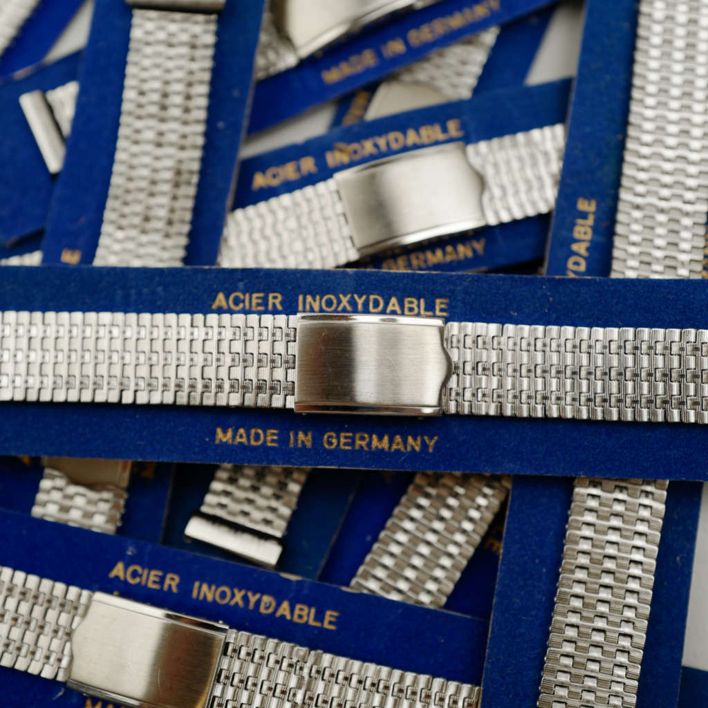 bracelet metalique acier vintage type nsa neuf de stock made in germany 18mm link curve droit_1 bracelet metalique acier vintage type nsa neuf de stock made in germany 18mm link curve droit_4