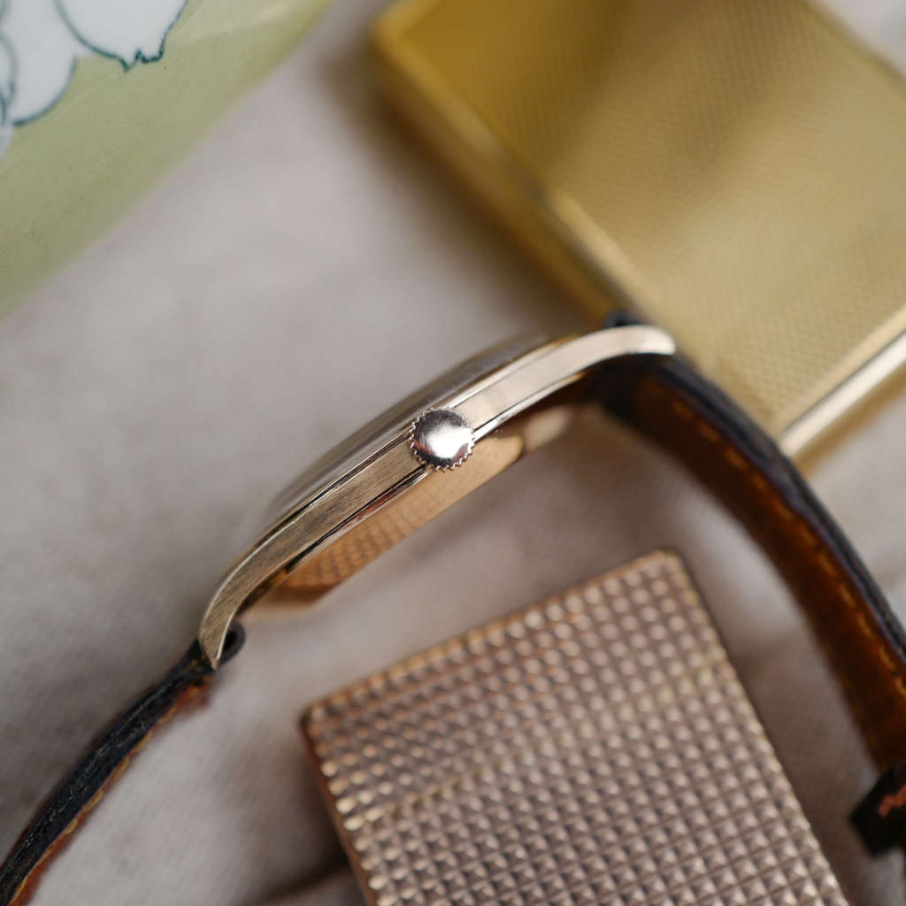 cafe noir les montres vintage horlogerie horloger marseille Zenith oversize jumbo or massif 18k années 1947 1940