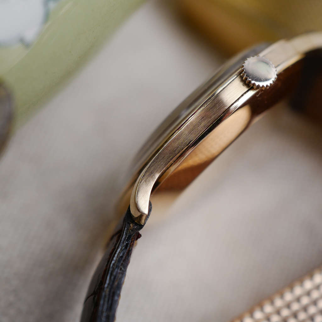 cafe noir les montres vintage horlogerie horloger marseille Zenith oversize jumbo or massif 18k années 1947 1940