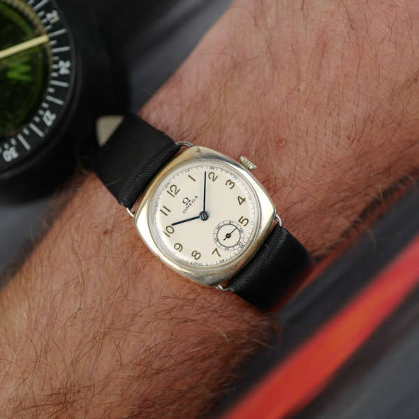 cafe noir les montres horloger marseille omega trench watch montre militaire annee 1930 montre de poilu guerre mondiale_2